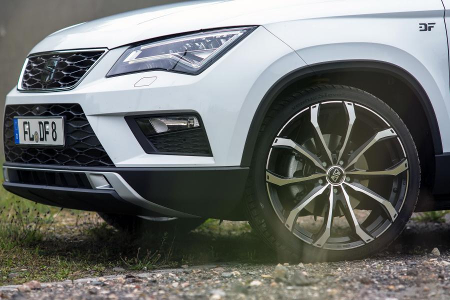 Детали экстерьера Seat Ateca 2.0 TDI Xcellence by DF Automotive 2017 года  (фото 2 из 9)